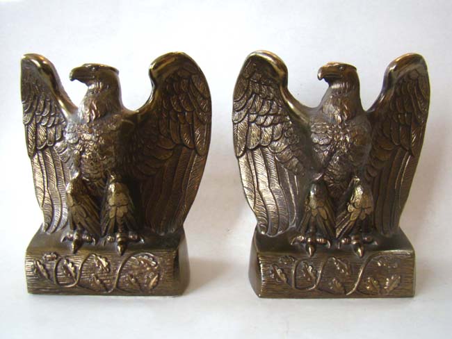 A fine pair of vintage bronze finished American eagle bookends